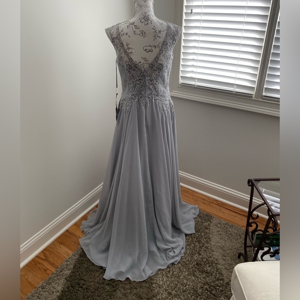 Madeline Gardner New York MOB Maxi Dress🔥 NWT 🔥 - Picture 7 of 11